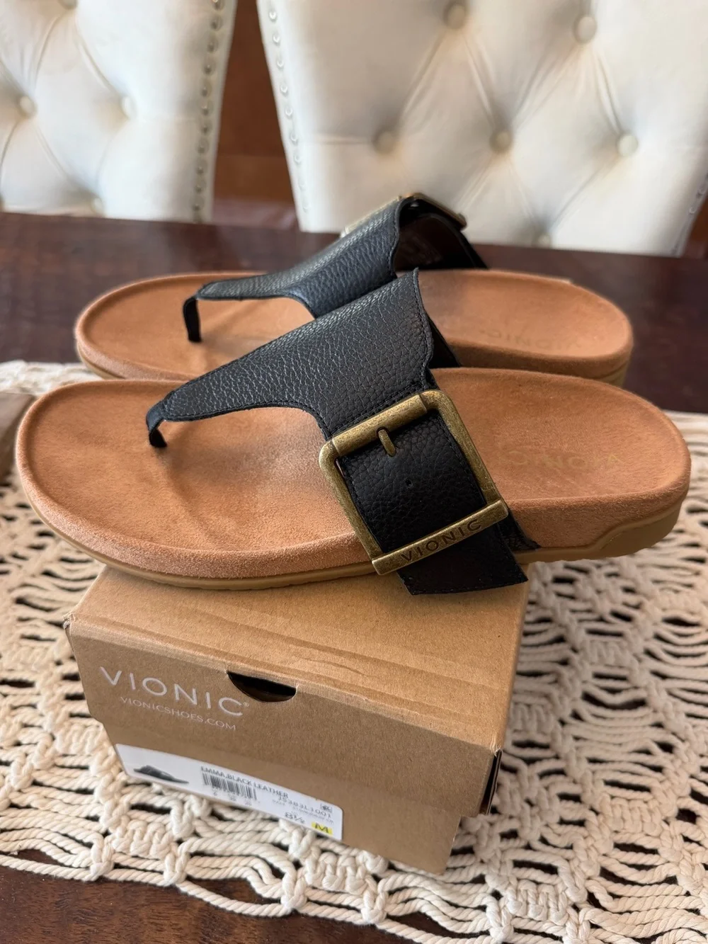 Vionic Emma Sandals - Black Leather - 8 1/2